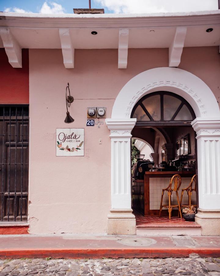 Ojala Hostel Antigua Exterior photo